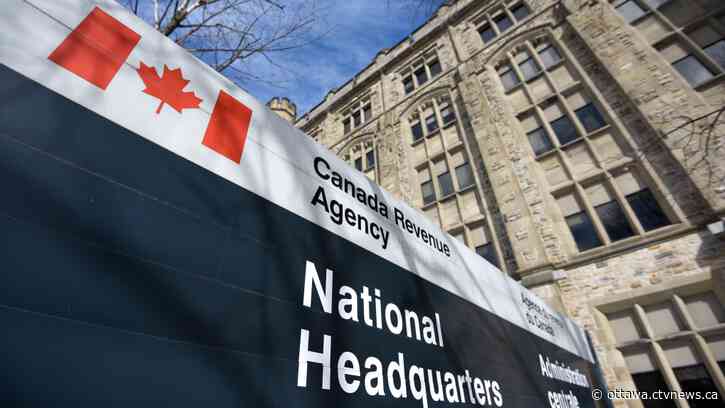 Workers at Canada Revenue Agency vote in favour of strike action this spring