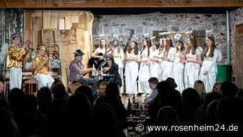 „Brandner Kasper“: Beim Hirnsberger Laientheater ist der Tod weiblich