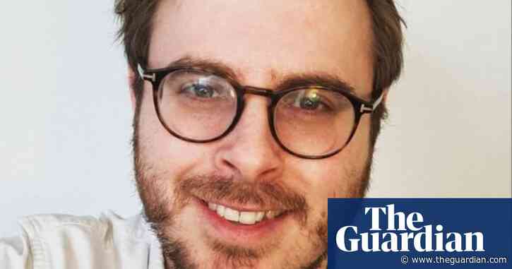 UK comedians pay tribute to Gareth Richards after his death at 41