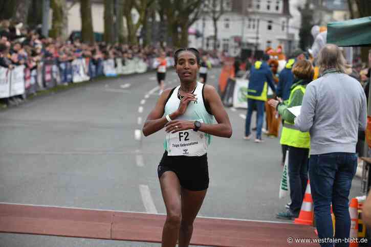 Osterlauf: Gebreselama pulverisiert den Streckenrekord