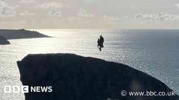 Two climbers at Bosigran airlifted to safety from cliffs