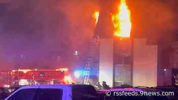 One dead in apartment fire in Arapahoe County