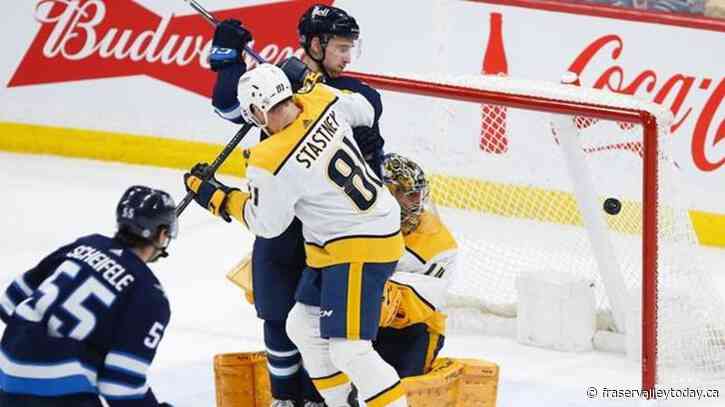 Jets edge Predators 2-0 in wild-card showdown