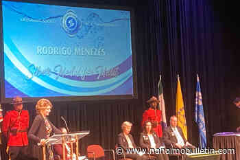 Nanaimo whale watch boat captain awarded for rescuing two men whose canoe flipped in Dodd Narrows