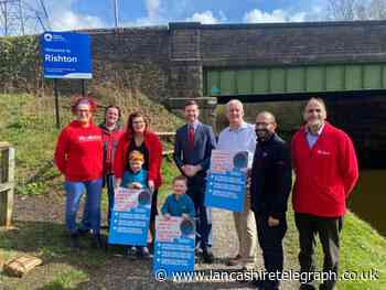 Shadow environment secretary visits Leeds/Liverpool canal in Rishton