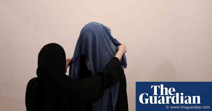 Iranian police plan to use smart cameras to identify ‘violators of hijab law’