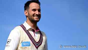County Championship: Gregory spearheads Somerset fightback against Bears