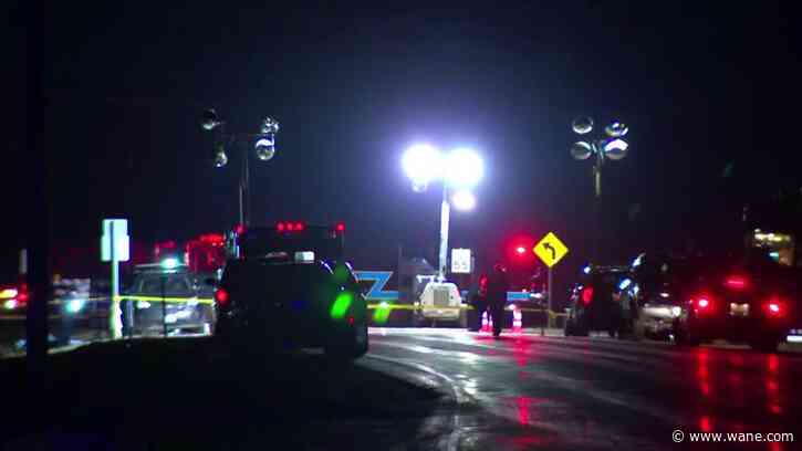 2 Wisconsin police officers killed in traffic stop shooting