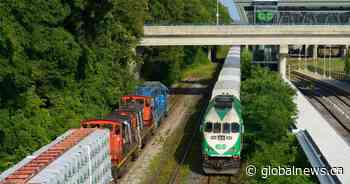 ‘Almost no notice at all’: GO Transit changes frustrate southern Ontario commuters