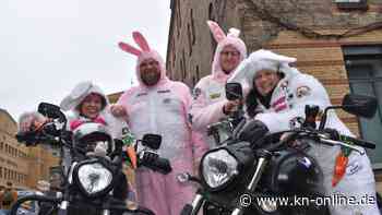 Motorradfahrer im Hasen-Kostüm: Der Verein Streetbunnycrew steckt dahinter