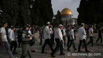 Tensions build around Jerusalem shrine after Syria rockets