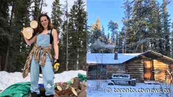 How one woman burnt out by a busy Toronto job 'redefined happiness' after moving to a cabin in the north