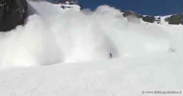 Valanga si stacca dal ghiacciaio Armancette, sulle Alpi francesi: quattro morti e un ferito. Macron: “Un pensiero alle vittime”