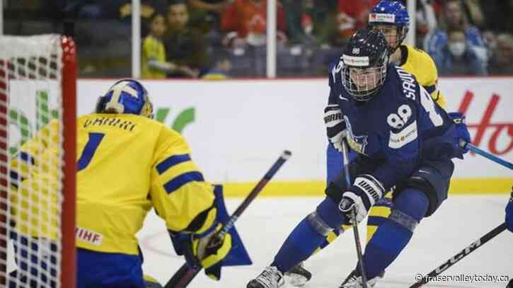 Finland’s late surge takes down Sweden 4-2 in women’s world hockey championship