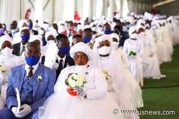 Hundreds of South Africans Tie the Knot in Easter Mass Wedding