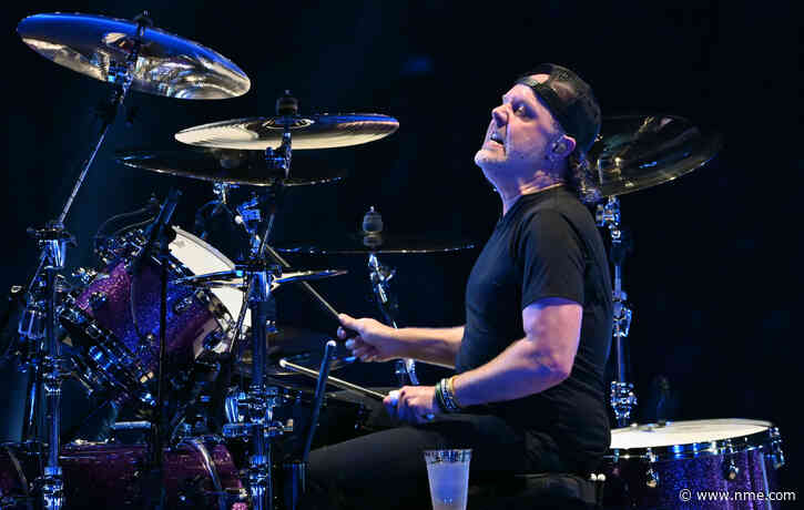 Lars Ulrich admits he reads online comments about Metallica