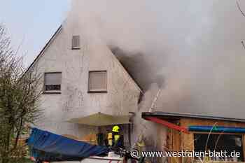 Flammen zerstören Haus in Hiddenhausen: „Nichts wie raus hier!“