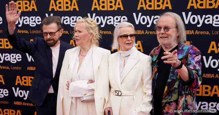 Lutto negli Abba, è morto lo storico chitarrista Lasse Wellander: “Si è addormentato per sempre”