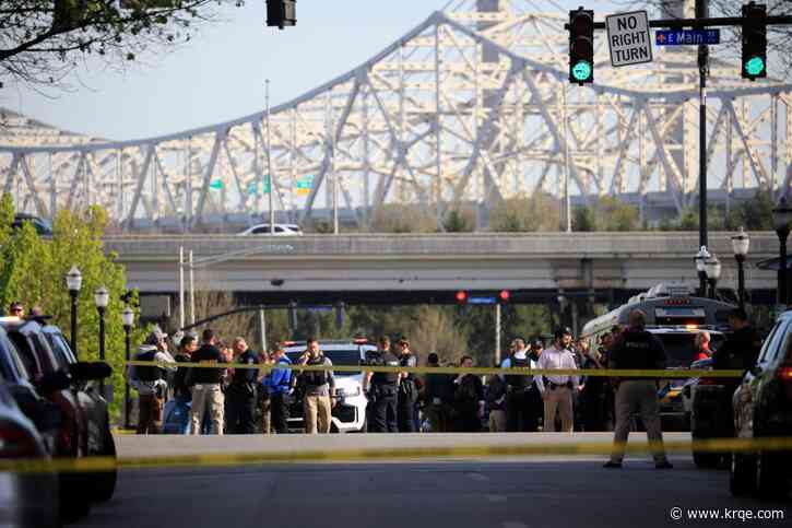 5 killed in shooting at Louisville bank building: police