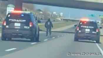 'Craziest thing I've ever seen': Video shows person rollerblading on Ontario expressway
