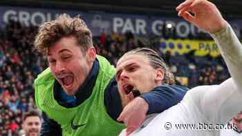 Preston North End 2-1 Reading: Hosts score last-gasp winner in Championship
