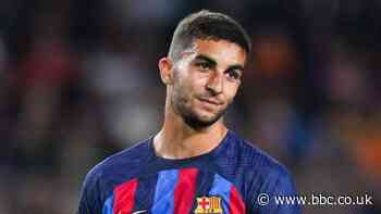 Barcelona 0-0 Girona: Xavi's side held at home but extend La Liga lead to 13 points