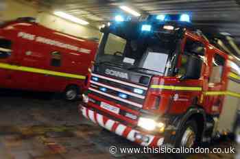 Croydon London Road: Gas leak causes houses to evacuate