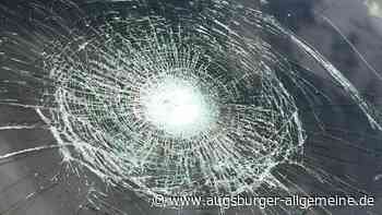 Heckscheibe von BMW in Neu-Ulm eingeschlagen
