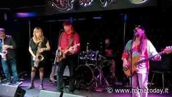 Fleurs Du Mal in concerto al Caiman Bar