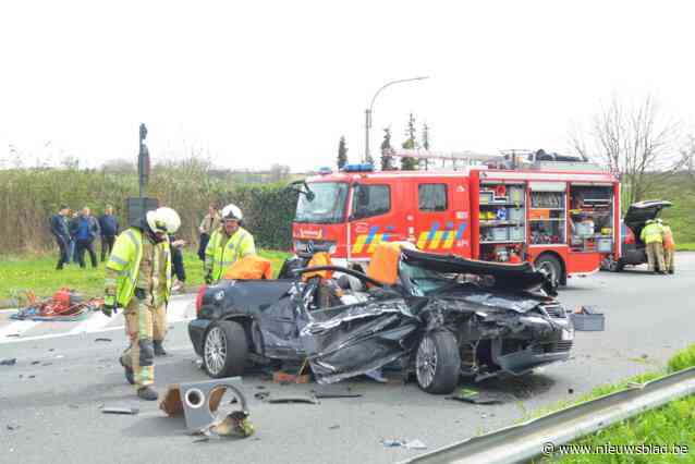 Zware klap op gewestweg N60 in Melden eist twee slachtoffers