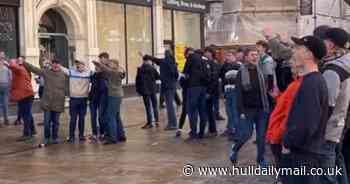 'Class' moment Hull football fans join busker in singing Oasis anthem
