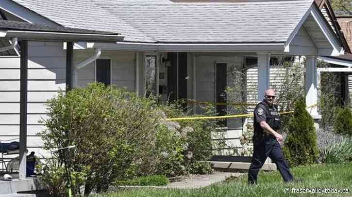 Police: Louisville shooter legally bought gun a week ago