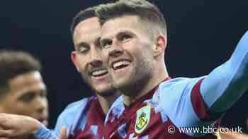 Burnley 2-0 Sheffield United: Promoted Clarets beat 10-man Blades