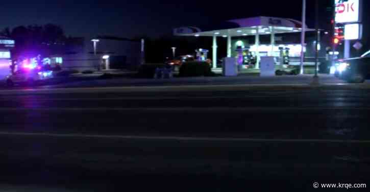 APD investigate pedestrian crash in northeast Albuquerque