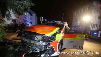 Notarztfahrzeug in Unfall verwickelt: Drei Verletzte in Freilassing