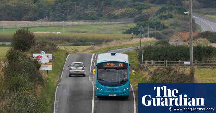 Investing in public transport could give economy £50bn annual boost, says TUC