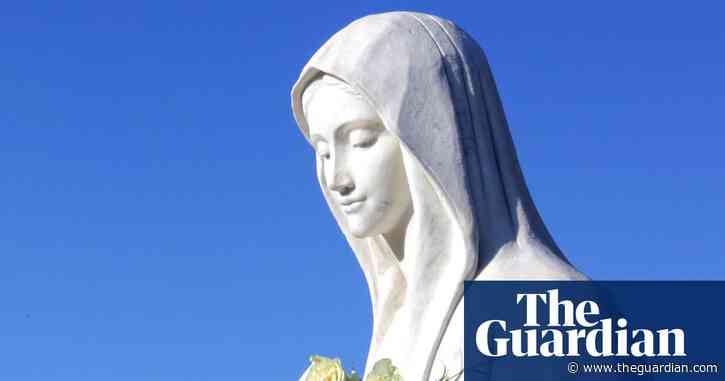 ‘The Saint’ leaves Italian town after case opened into statue’s ‘tears of blood’