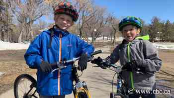 Sask. spring melt a mix of headaches and joy as residents welcome the warm weather