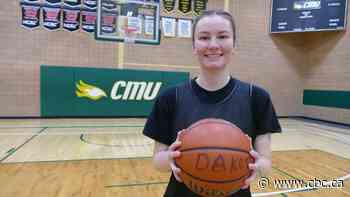 Indigenous athlete of the year Abby Sweeny hopes to coach basketball in Pimicikamak someday