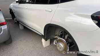 Ladri di pneumatici lasciano Bmw sui mattoni, cannibalizzato anche il pacchetto frontale