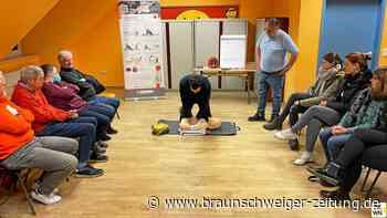 Neuer Defibrillator in Lehre soll helfen, Leben zu retten