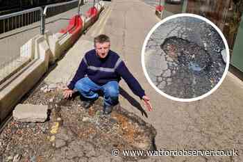 'Mineshaft pothole' in Bridlington Road, South Oxhey