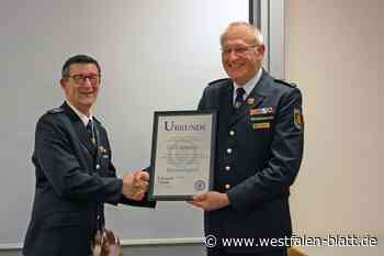 Zahlreiche Ehrungen beim Feuerwehrmusikzug Schloß Neuhaus