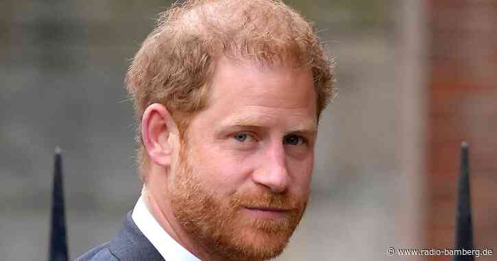 Prinz Harry kommt zur Krönung von Charles III.