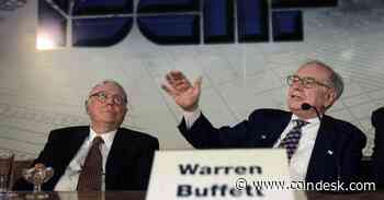 Warren Buffett Calls Bitcoin a 'Gambling Token'