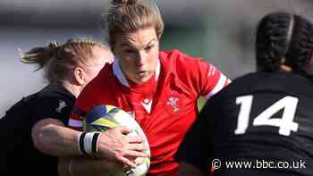 Bristol Bears Women: Wales pair Keira Bevan and Alisha Butchers sign new deals
