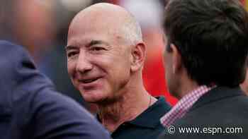 Jeff Bezos won't bid on Commanders, source says