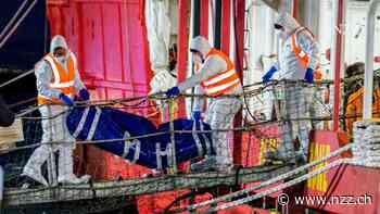 DIE NEUSTEN ENTWICKLUNGEN - Migrationskrise in Europa: Bootsunglück vor Tunesiens Küste – Zahl der Toten steigt auf 25