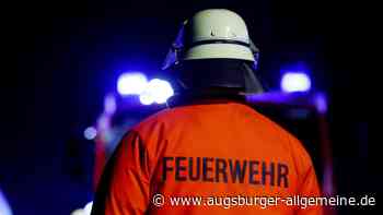 Feuerwehr rückt mit großem Aufgebot in Pfersee an