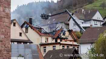 Drei Tote bei Hausbrand - sind es vermisste Kinder?